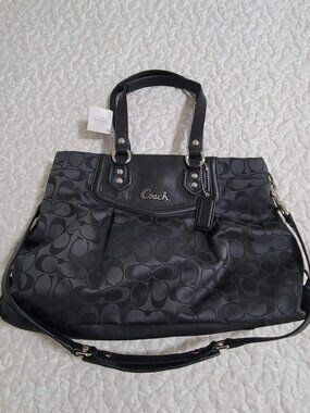 NWT - Authentic Coach Ashley Signature Carryall